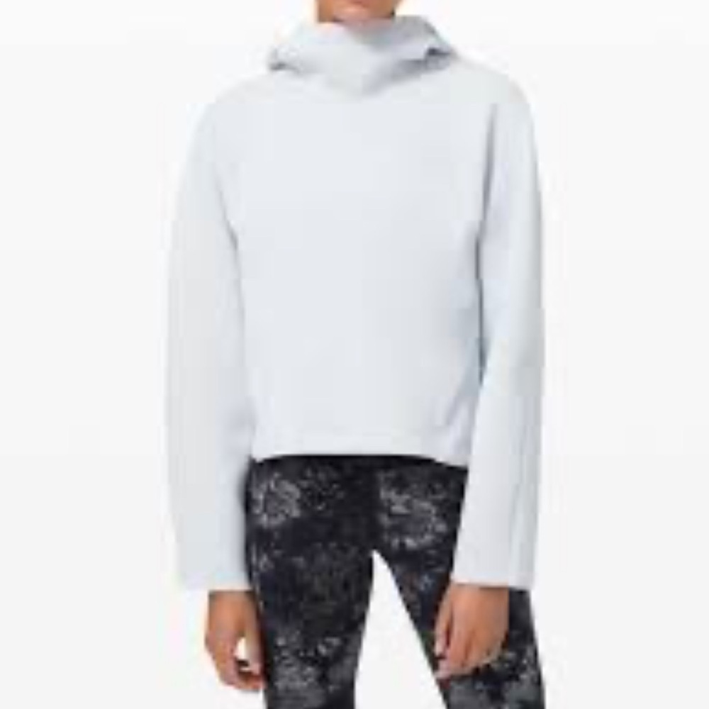 Lululemon AirWrap Pullover Hoodie
Alpine White Sz 4 Women
